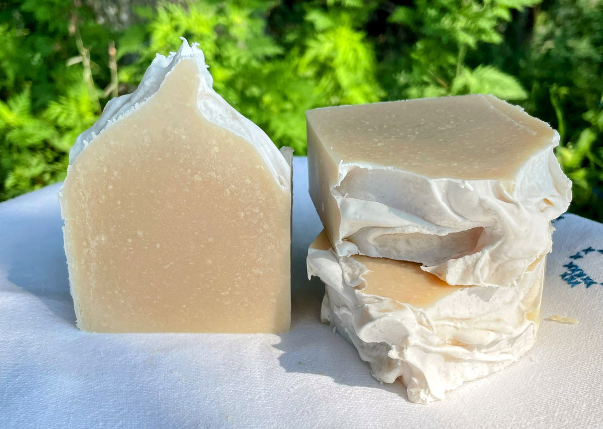 HONEY APPLE ALE SOAP BAR